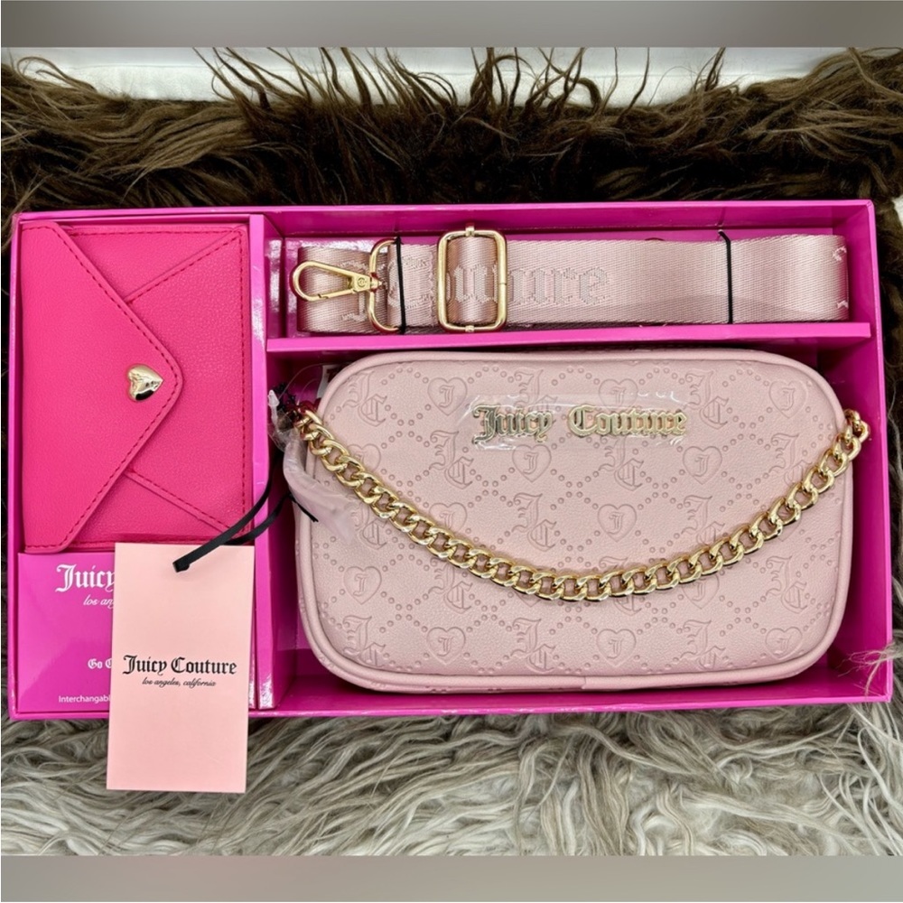 New Juicy Couture Dusty Blush Pink Flap Crossbody Bag & Black Faux Fur Keychain
